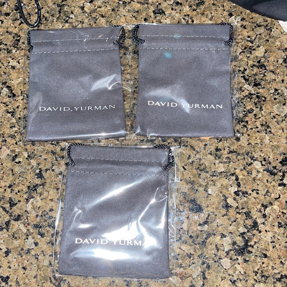 David Yurman pouch - Picture 2 of 2
